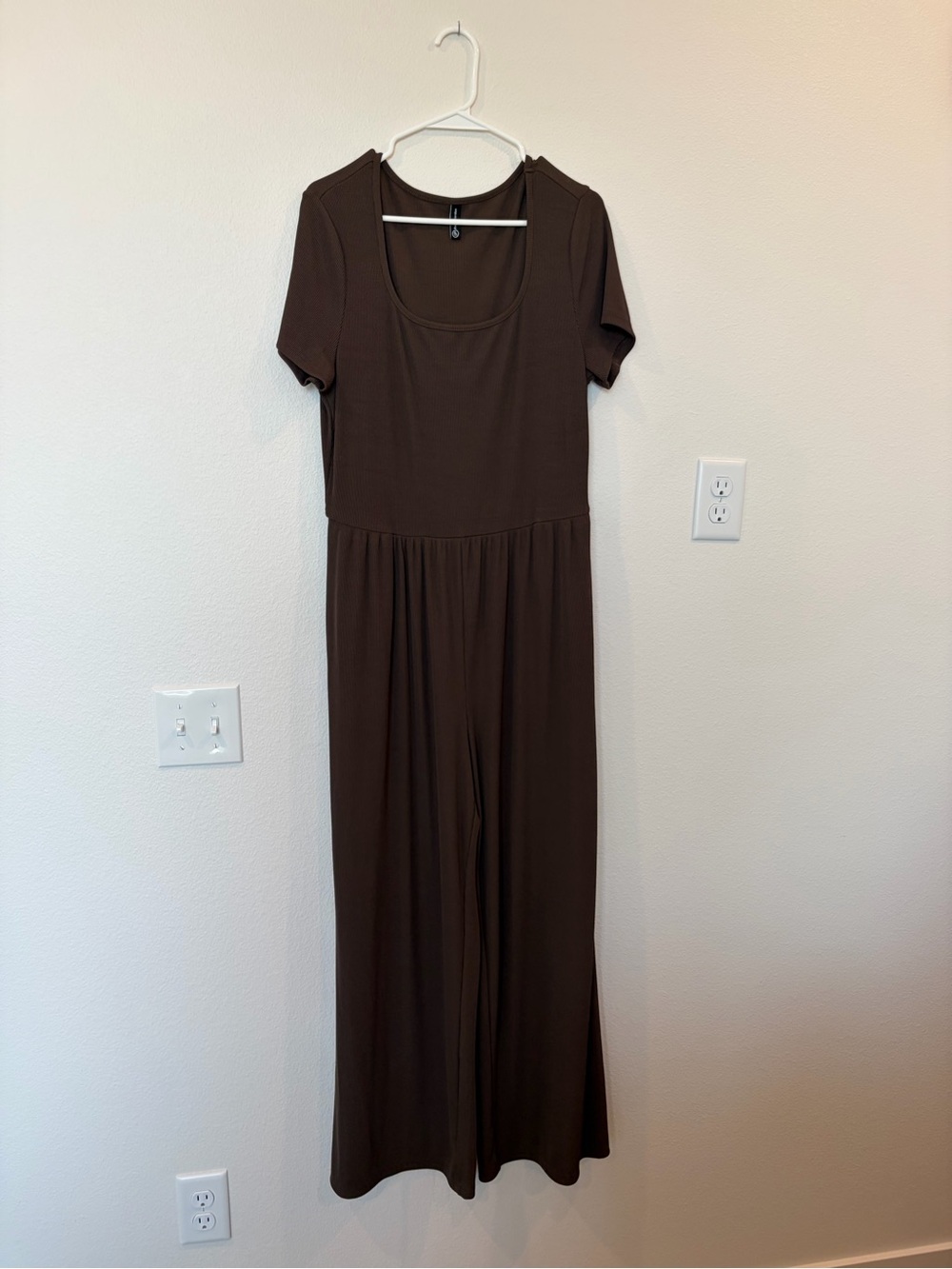 Women's Brown Short-Sleeve Scoop Neck Jumpsuit
